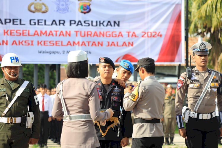 Tanda Dimulainya Operasi Keselamatan Turangga 2024, Polres Sumba Timur Lakukan Apel Gelar Pasukan