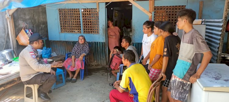 Jadi Ujung Tombak Polri Di Tengah Masyarakat, Bhabinkamtibmas Kelurahan Kamalaputi Lakukan Sambang.