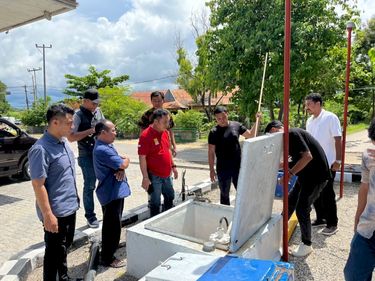 Unit Tipiter Sat. Reskrim Polres Sumba Timur Datangi Ke Tiga SPBU Di Kota Waingapu.