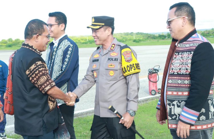 Kapolres Sumba Timur Hadiri Kunjungan Kerja Gubernur NTT di Waingapu