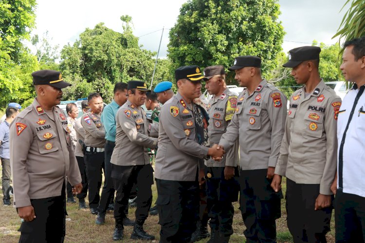 Kapolres Sumba Timur Ajak Polsek dan Forkopimcam Rindi Jaga Keharmonisan dan Kekeluargaan