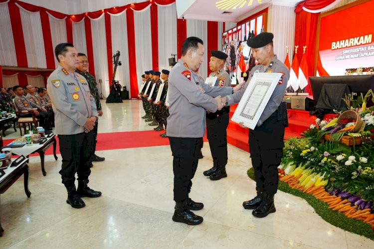 Kapolri Komitmen Berantas Premanisme, Judol dan Narkoba: Siapapun yang Meresahkan Masyarakat Tindak Tegas