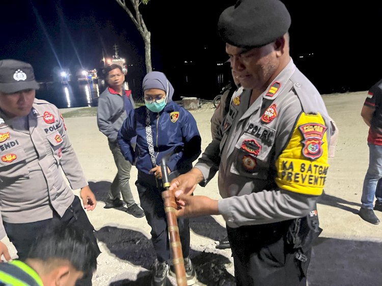 Operasi Pekat di Dermaga Nusantara Waingapu, Polres Sumba Timur Amankan Senjata Tajam dari Penumpang Tujuan Bali
