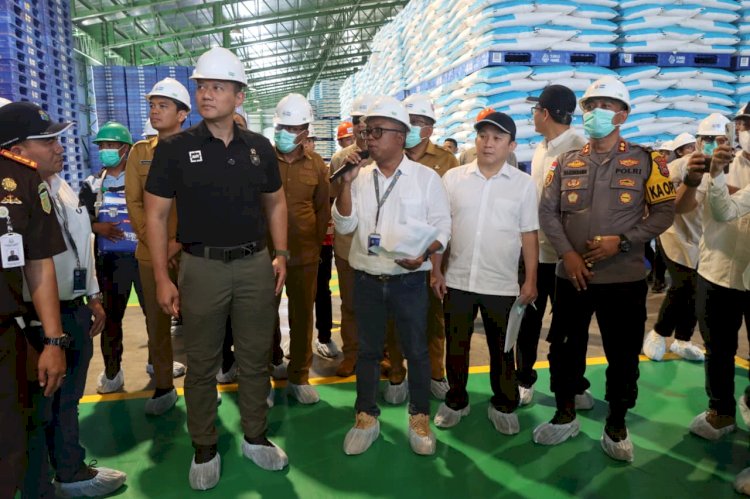 Kapolres Sumba Timur Hadiri Kunker Menko Infrastruktur dan Menteri Transmigrasi RI di PT. MSM