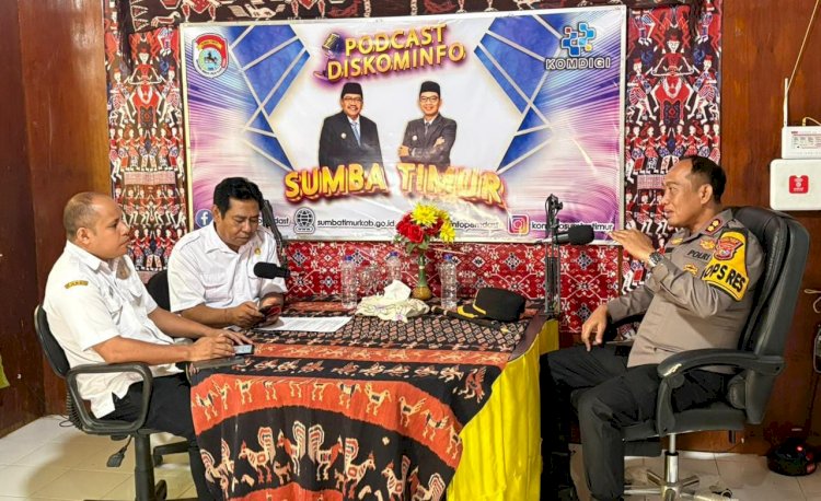 Podcast Diskominfo: Kapolres Sumba Timur Ungkap Upaya Meningkatkan Keamanan dan Pelayanan