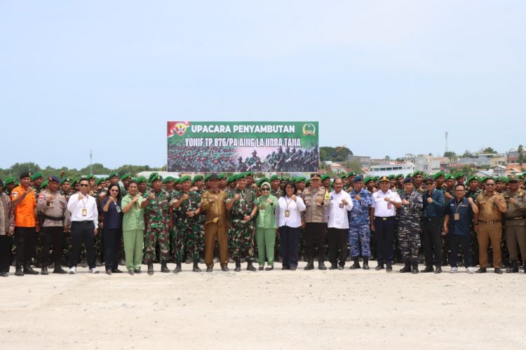Pejabat Polres Sumba Timur Turut Menyambut Yonif TP 876/PALATANA