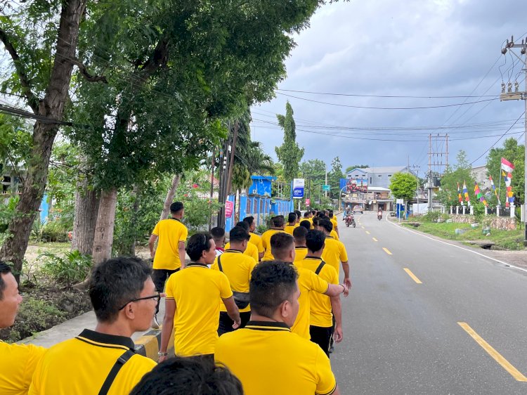 Jaga Kebugaran, Polres Sumba Timur Gelar Jalan Santai Bersama Personel