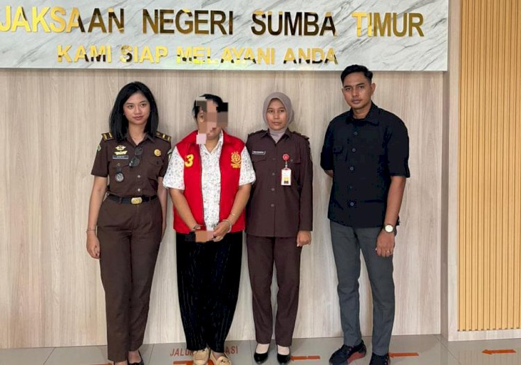 Babak Baru Kasus Investasi Fiktif, Polres Sumba Timur Serahkan Tersangka RAH ke JPU