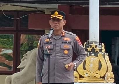 Kapolres Sumba Timur Ingatkan Personel Tingkatkan Profesionalisme dan Kepekaan Situasi Kamtibmas