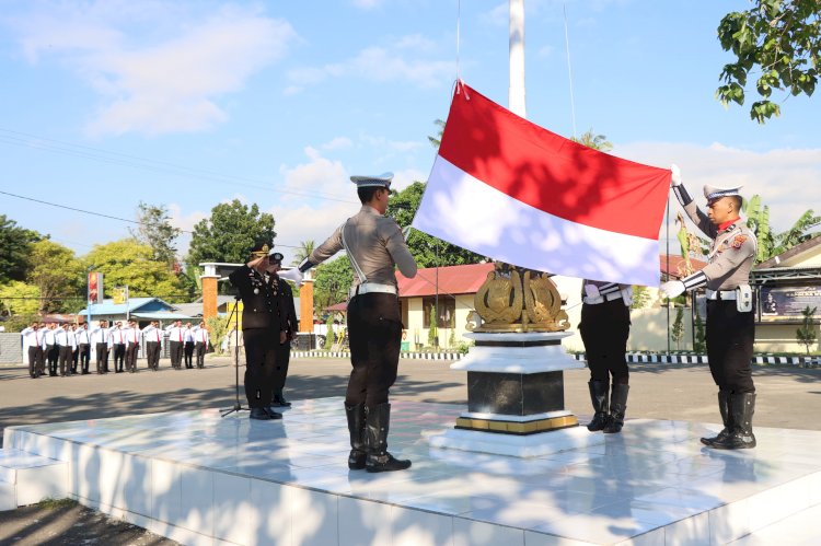 Peringati Hari Lahir Pancasila 2026, Wakapolres Sumba Timur Ajak Personel Jadikan Pancasila Kompas Moral dalam Bertugas
