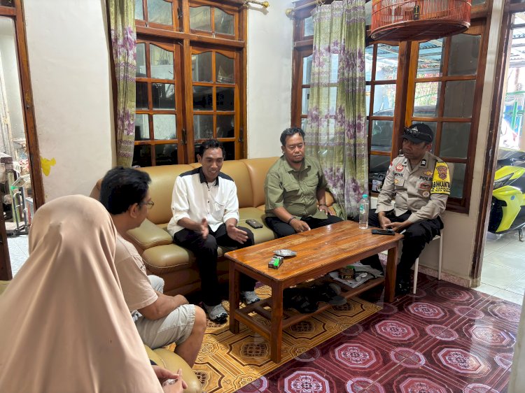 Jaga Keamanan Tanggung Jawab Bersama, Bhabinkamtibmas Kamalaputi Sambangi Warga