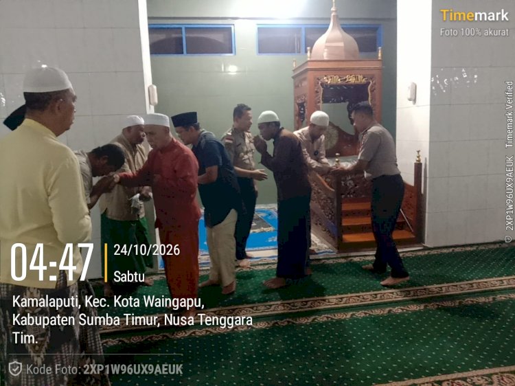 Sholat Subuh Keliling, Kapolres Sumba Timur Pererat Silaturahmi dan Serap Aspirasi Jamaah