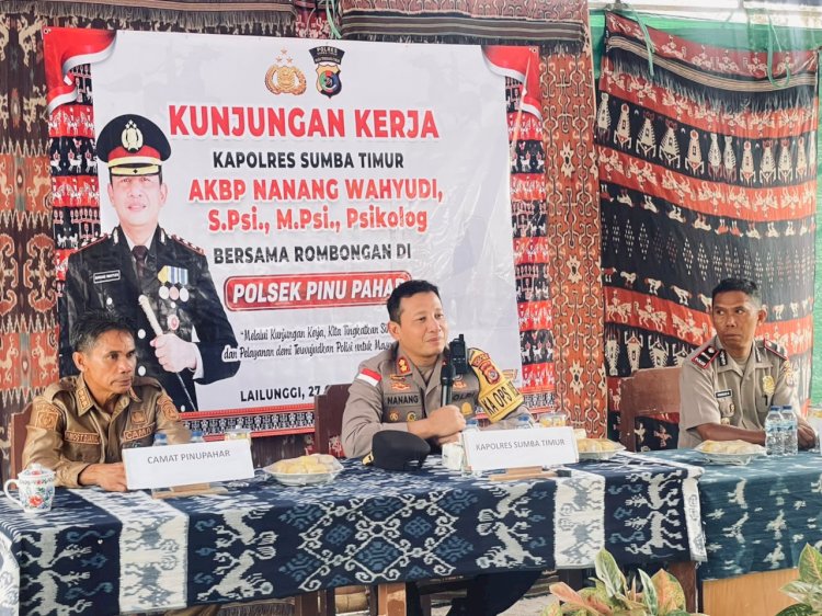Kapolres Sumba Timur Kunjungi Dua Polsek di Wilayah Selatan, Tekankan Profesionalisme dan Pelayanan Humanis