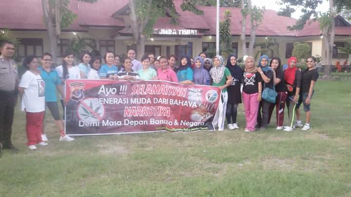 Bhayangkari Cabang Sumba Timur Ikut Kampanye Anti Narkoba