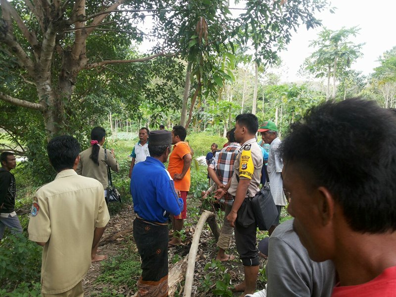 Bhabinkamtibmas Malumbi Bantu Warga Mediasi Tapal Batas Tanah