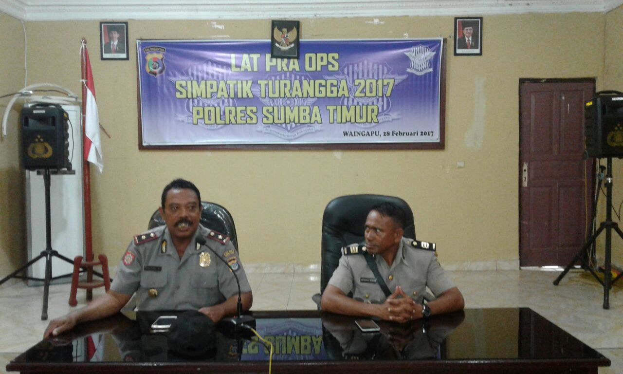 Polres Sumba Timur Laksanakan Lat Pra Ops Simpatik Turangga 2017