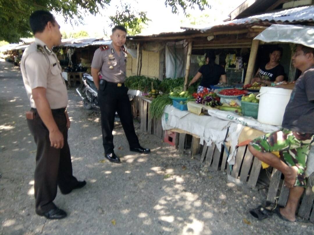 Jelang Hari Raya Idul Fitri 1438 H, Polsek Waingapu Kota pantau harga sembako