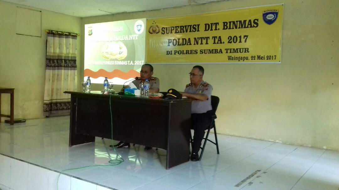 Laksanakan Supervisi di Polres Sumba Timur, Dir Binmas : Jadikan masyarakat menjadi Polisi untuk dirinya sendiri, dengan bisa menyelesaikan permasalahan yang sifatnya kecil