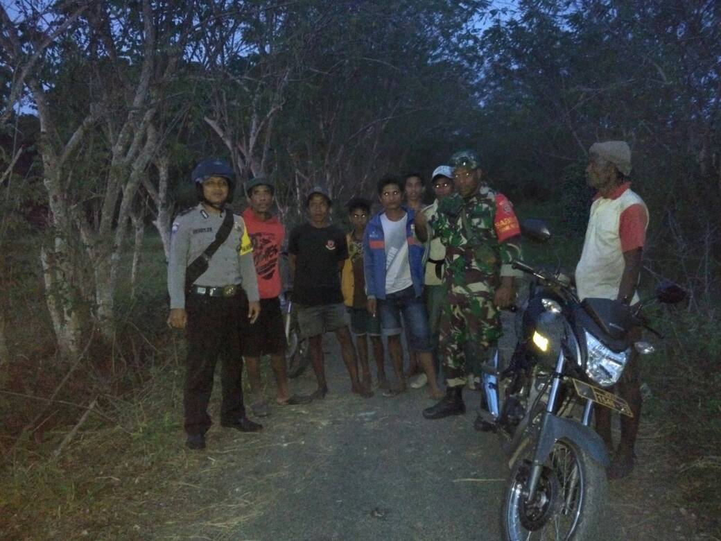 Gandeng Babinsa, Bhabinkamtibmas Kondamara laksanakan Patroli dialogis selama bulan Ramadhan