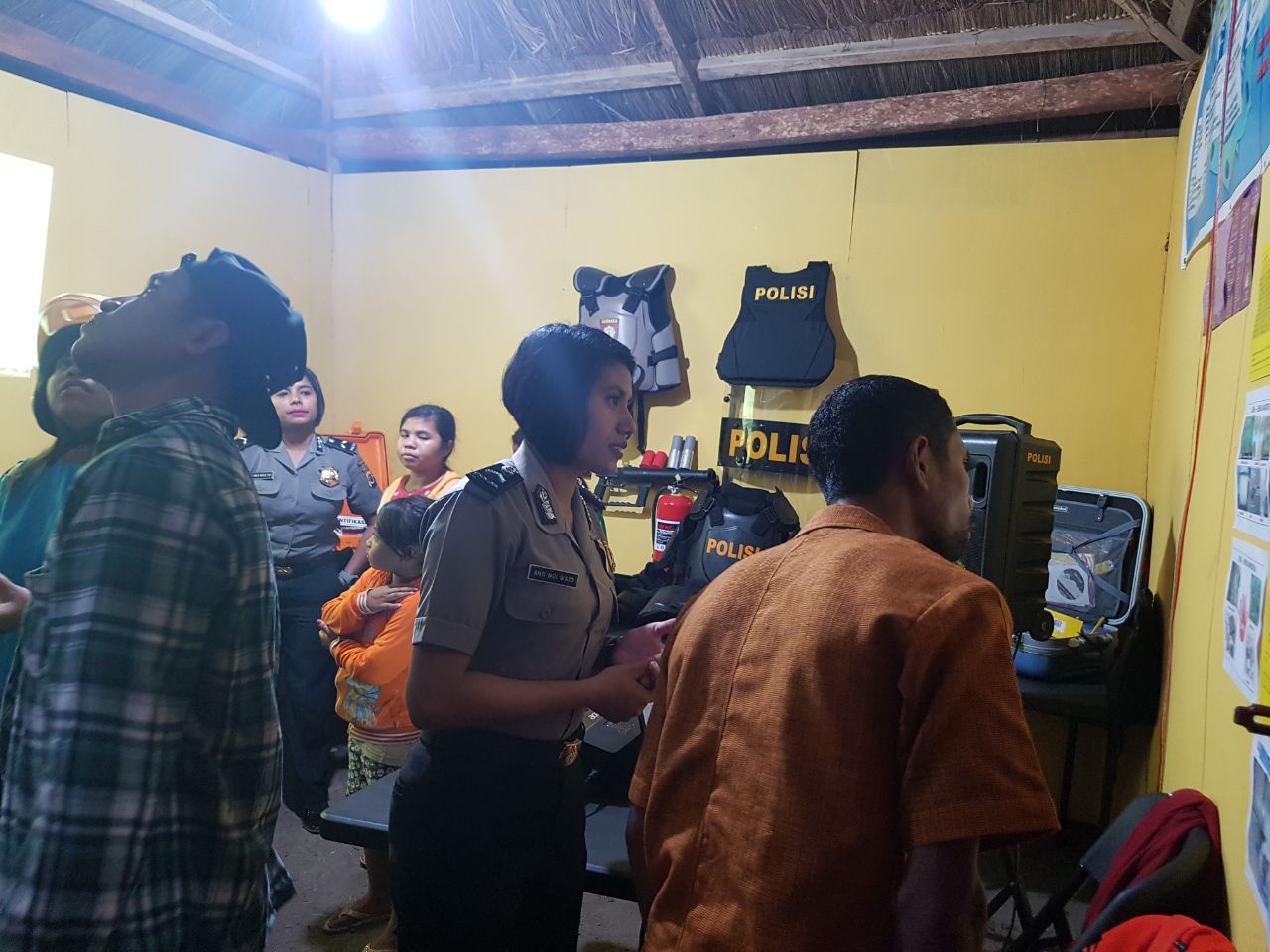 Meriahkan HUT RI ke 72, Polres Sumba Timur tampilkan stand di Pameran Pembangunan  dan THR