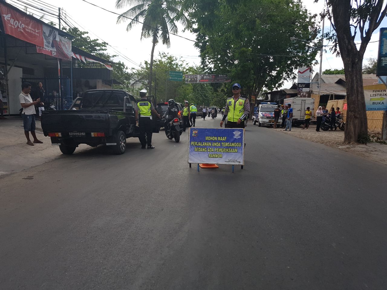 Gandeng Dishub, Satlantas Polres Sumba Timur gelar penertiban dan pemeriksaan kendaraan bermotor