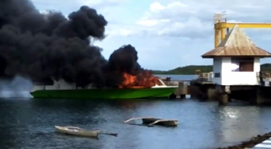 Kapal penyeberangan milik Dinas Perhubungan ludes terbakar, Polisi periksa saksi terkait kebakaran