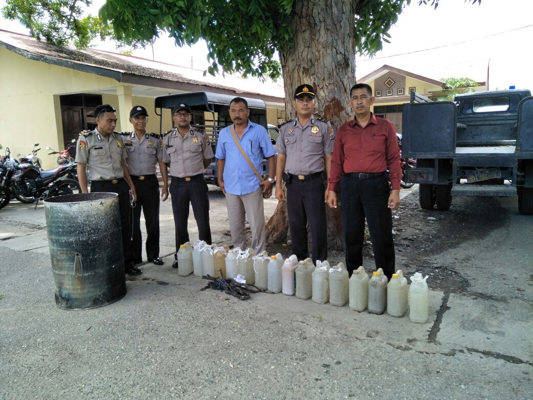 Hari keempat Ops Pekat, 75 liter miras lokal diamankan Tim gabungan Polres Sumba Timur