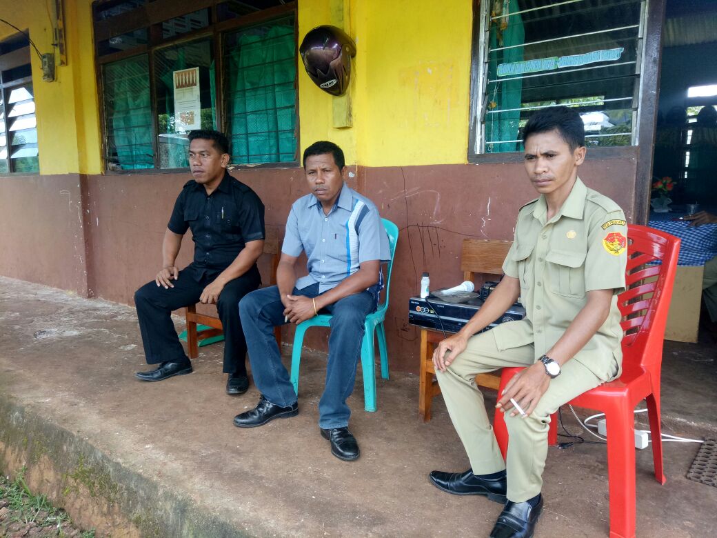 UN Tingkat SMA di Sumba Timur, dijaga ketat oleh Personel Polres Sumba Timur