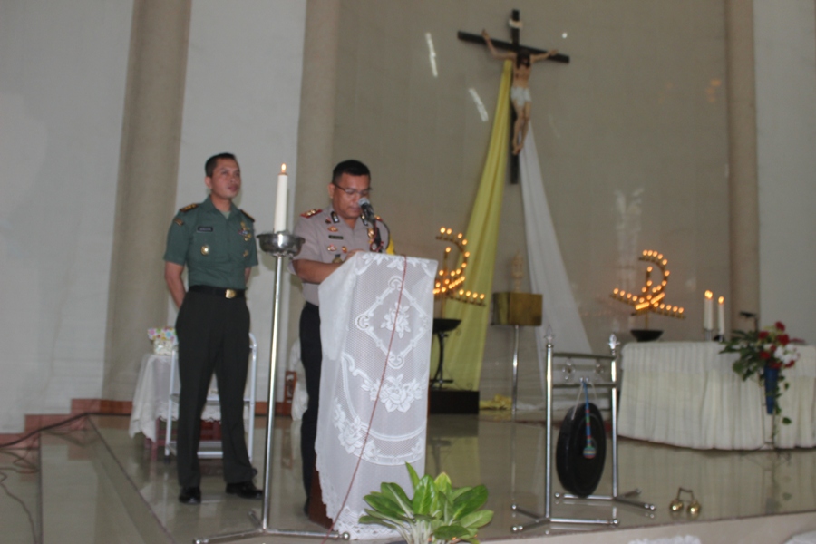 4 Point  Pesan Kamtibmas Yang Di Sampaikan Kapolres Sumba Timur Dalam Ibadah Misa Hari Minggu Di Gereja Katholik Kristus Sang Penebus Wara