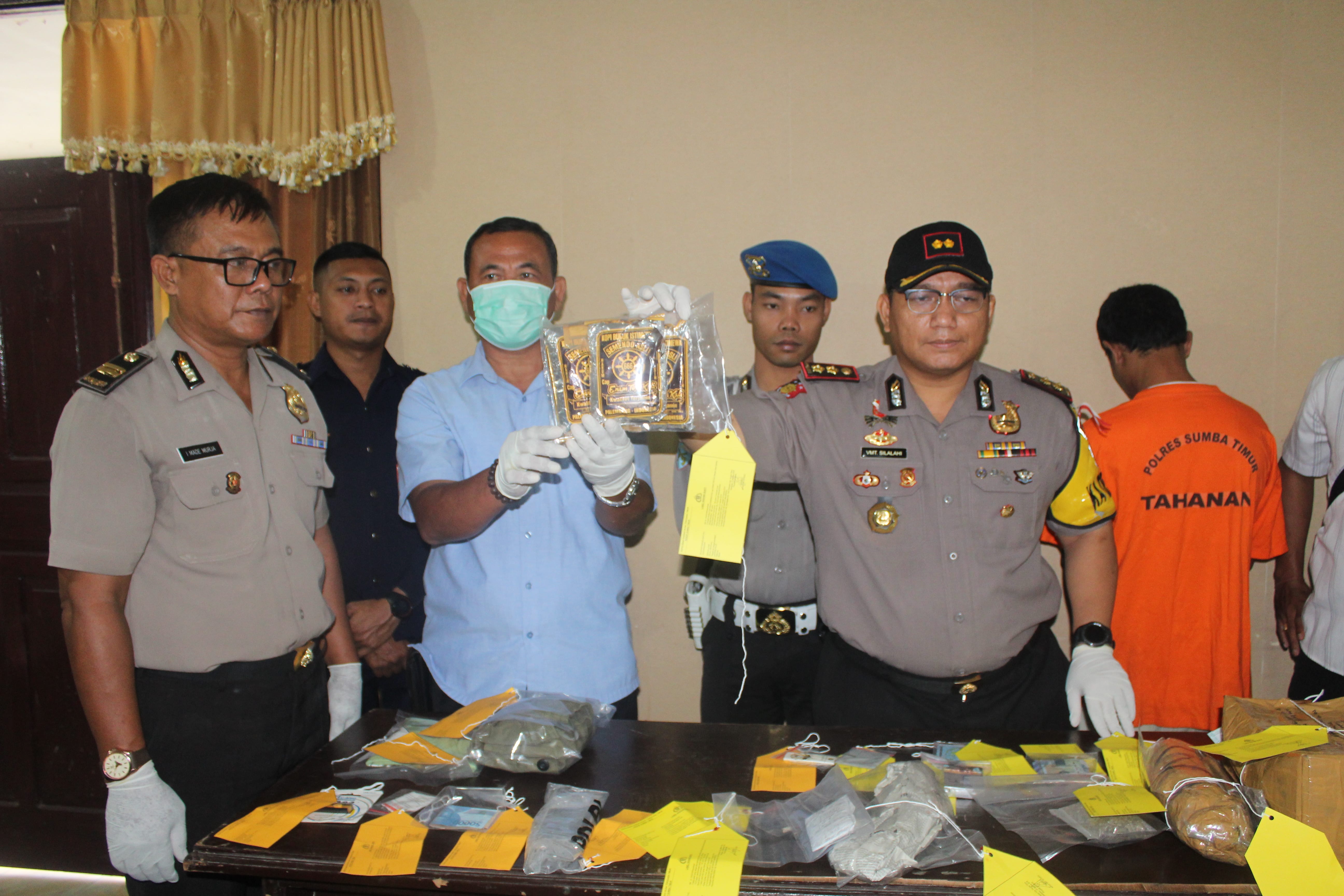 Total 204,81 gram Ganja Diamankan Satnarkoba Polres Sumba Timur Dari Pelaku