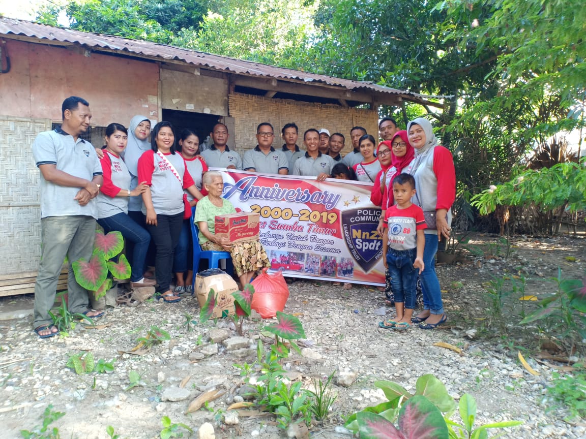 NnZz Sumba Timur Berbagi Kasih Dengan Sesama di Anniversary ke 19 Tahun