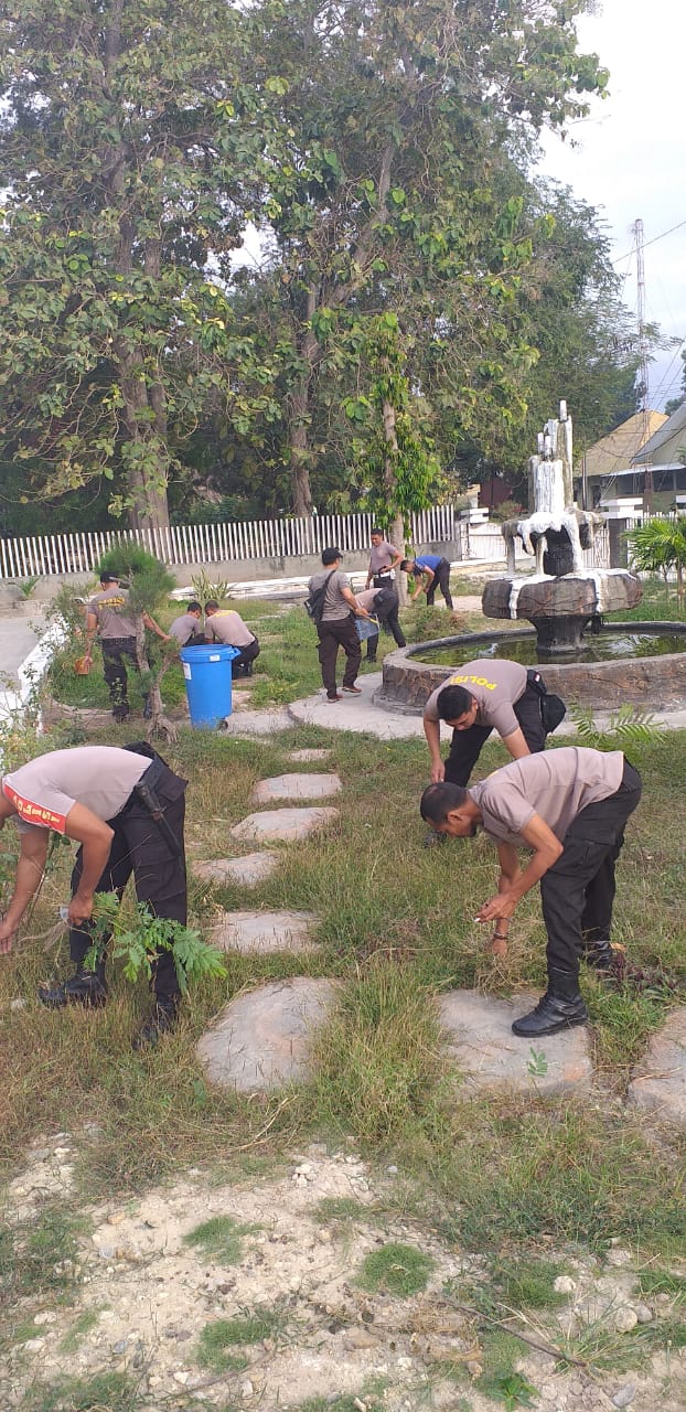 Polres Sumba Timur Baksos ke Sejumlah Tempat Ibadah