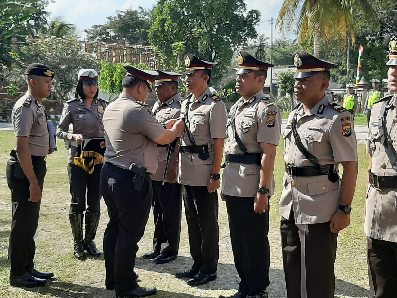 Polres Sumba Timur Gelar Sertijab Pejabat Utama dan Kapolsek, Salah Satunya Putra Daerah